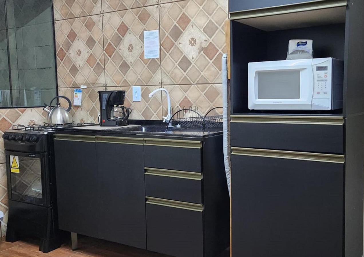 Proximo A Av Das Cataratas - Ar Condicionado - Estacionamento Privado Фос-ду-Іґуасу Екстер'єр фото